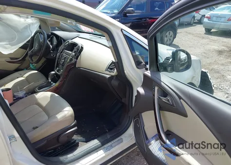 2016 Buick Verano Leather Group из США, поврежденный, VIN 1G4PS5SK0G4136051